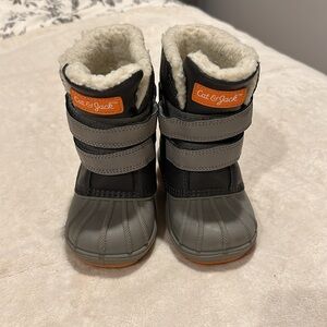 Cat & Jack winter toddler winter boots